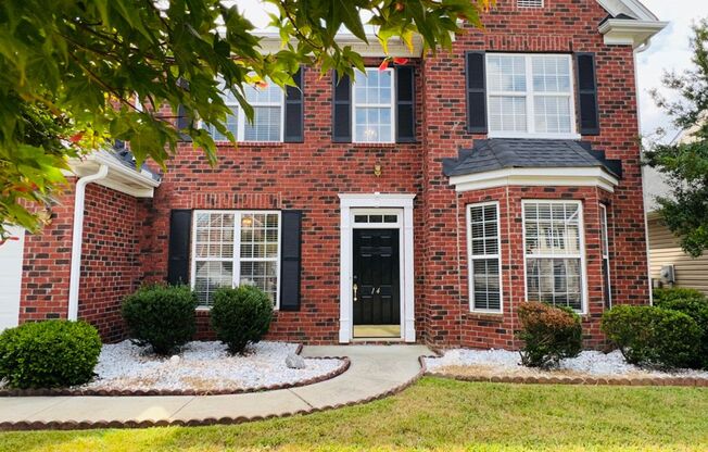 Greer- Lismore Park - Gorgeous 5BR/3BA Home in with Beautiful Fenced in Back Yard & Patio in the Riverside School District!