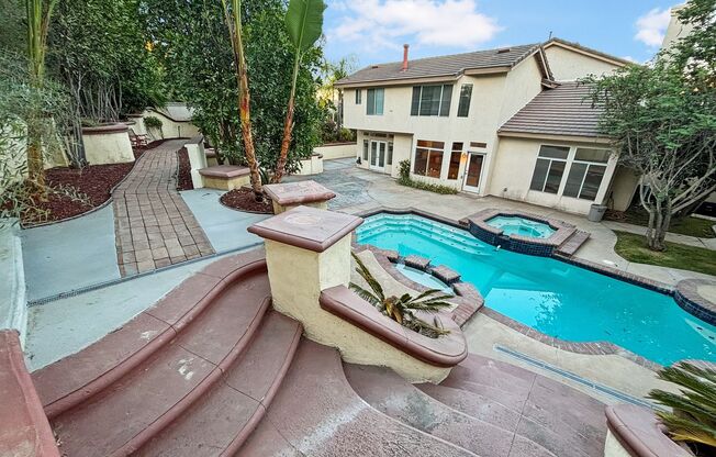 Stunning 4-Bedroom Home in Anaheim Hills!