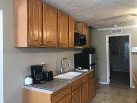 1 bed, 1 bath, $1,075