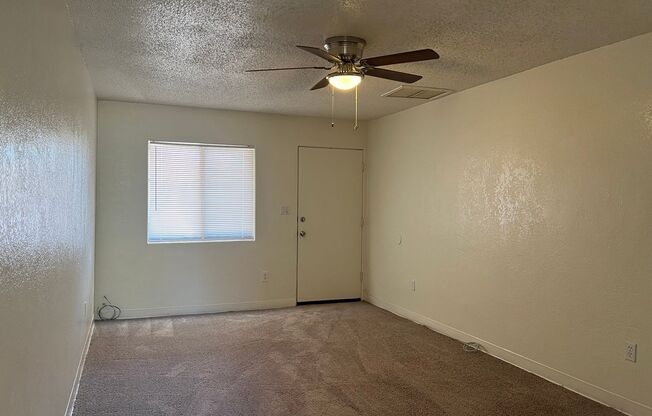 1 bed, 1 bath, 750 sqft, $925