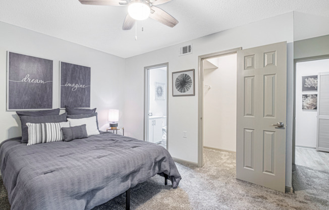 3 beds, 2 baths, 1,375 sqft, $1,800, Unit W-201