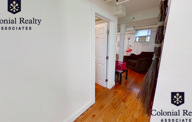 4 CAMELOT CT
