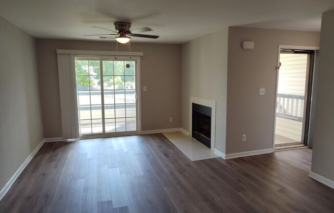 Beautiful 3 bedroom condo overlooking pool!