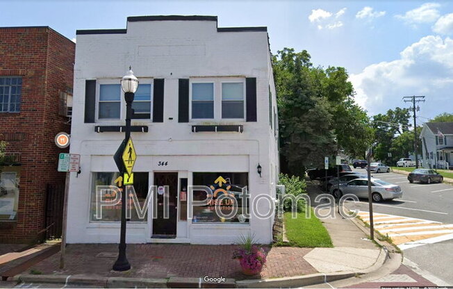 344 MAIN ST