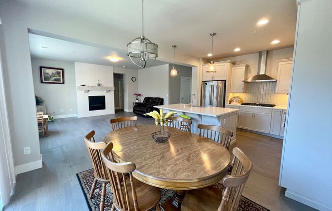 Welcome to Cedar Park! A/C included Lease to End 7/31/2027