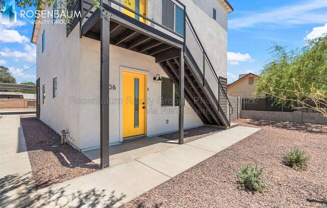 1106 E PAPAGO ST
