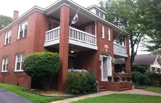 Great 2bedroom one and half  bathrooms Apt in Historic Wesley Heights!- First full month free
