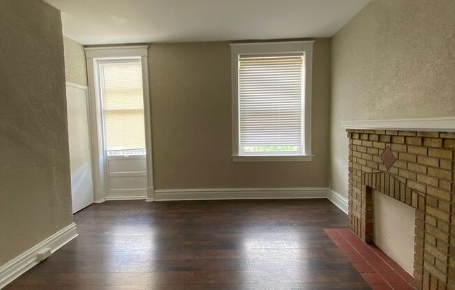 SPACIOUS 4 Bed 2 Bath House!