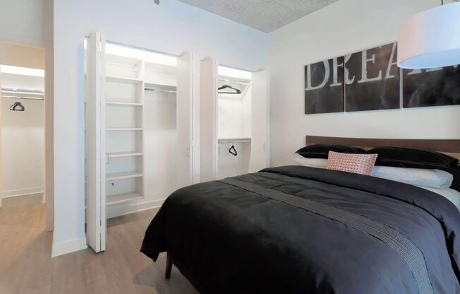 1 bed, 1 bath, 738 sqft, $2,725, Unit 503