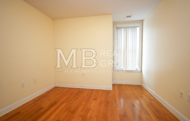2 beds, 1 bath, 625 sqft, $3,600, Unit 203