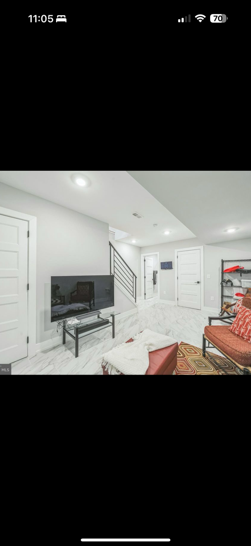 New construction with ALL the amenities