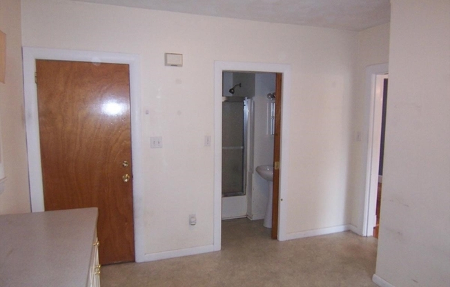 2 beds, 1 bath, 1,100 sqft, $2,800, Unit 1