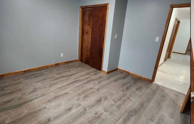 92 9 48 AVE