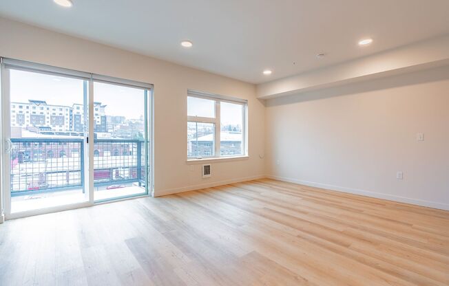 Studio, 1 bath, 491 sqft, $1,325, Unit 825 - ADA