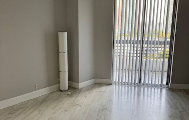 2 beds, 2 baths, $2,500, Unit #802