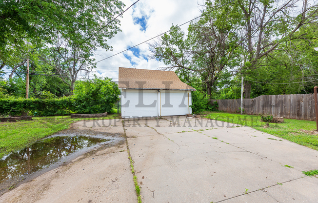 345 N MERIDIAN AVE