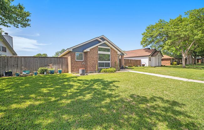 Turnkey Home in Established NFW Neighborhood!