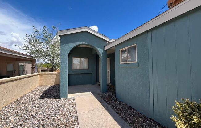 Cute 3 Bedroom 2 Bathroom Home In Rio Rancho!
