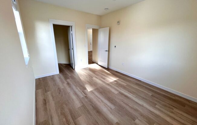 2 beds, 1 bath, $1,875, Unit A205