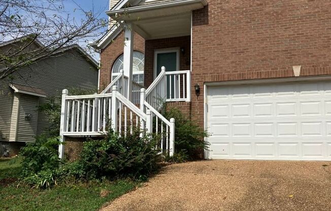 Well Maintained Family Home in Old Hickory!