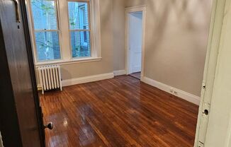 1 bed, 1 bath, $2,550, Unit 10