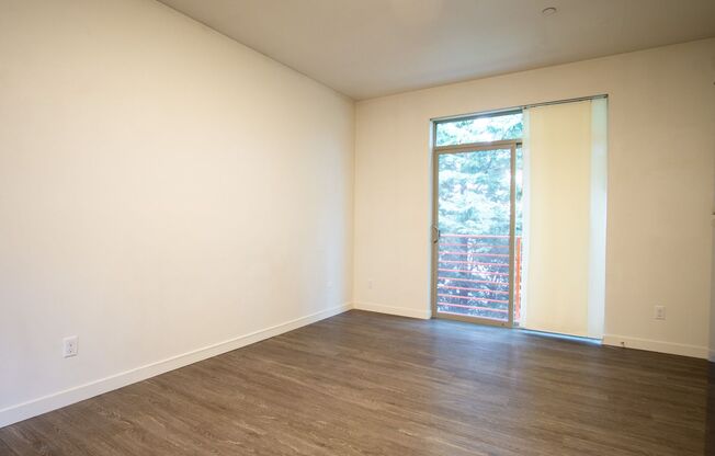 Top Floor Modern 1 Bedroom with Sleek Style + Juliette Balcony!
