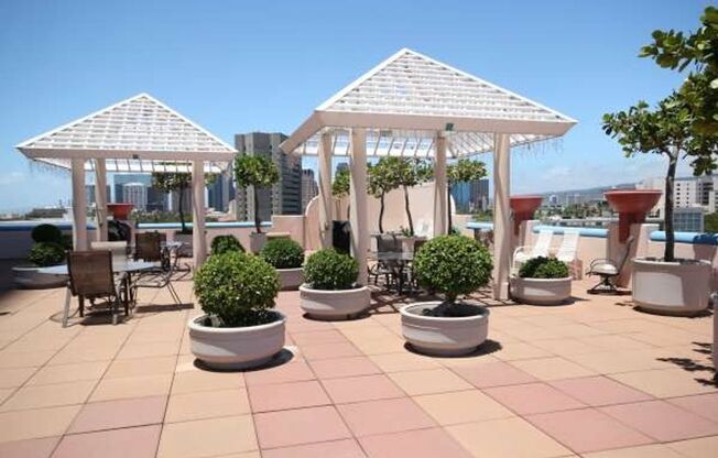 1 bed, 1 bath, $2,450
