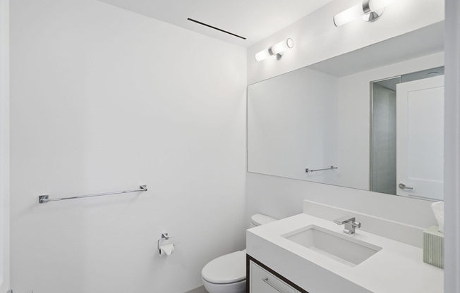 Studio, 1 bath, 385 sqft, $5,000, Unit 2412