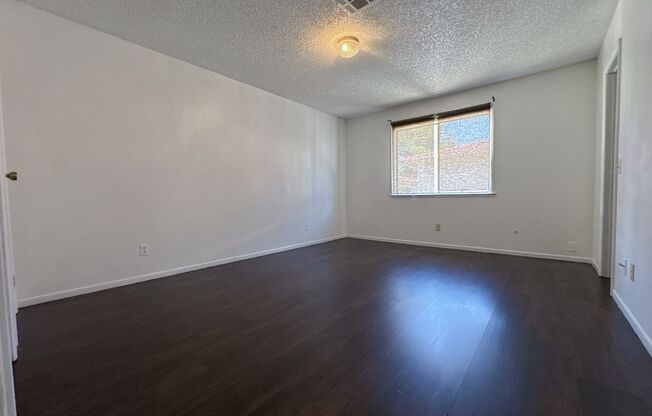 2 beds, 2 baths, $1,250