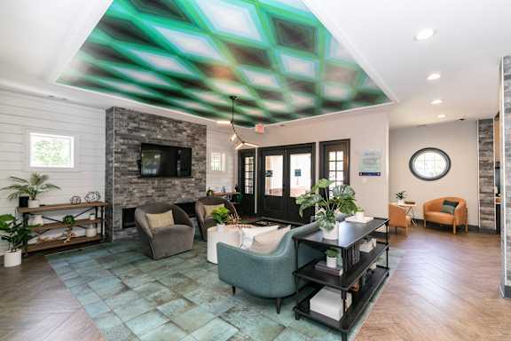 Come Home to Willowest in Collier Hills in Atlanta, GA 30318