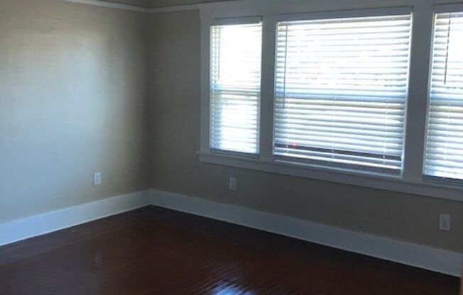 2 beds, 1 bath, 659 sqft, $1,975, Unit 104 10th St.