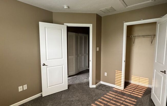 Beautiful Townhome located in Sewickley!