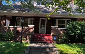 3 beds, 2 baths, $1,895