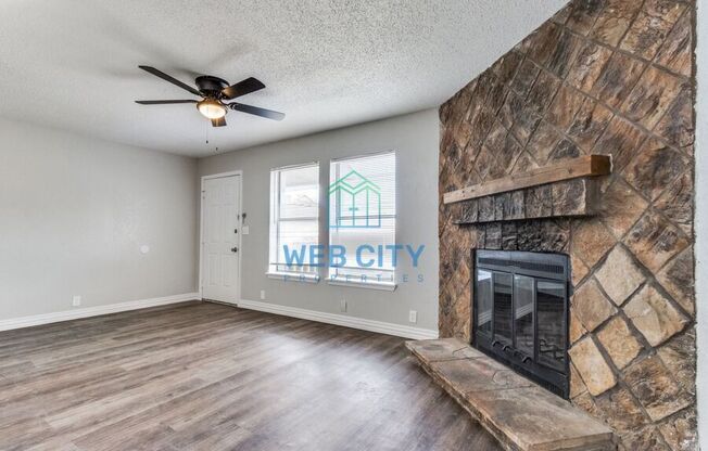 278 ALEXANDRIA DR