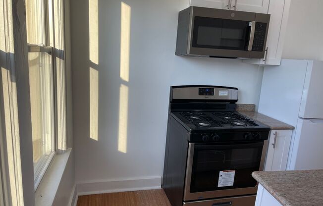 100 N Linden Ave 1-B1