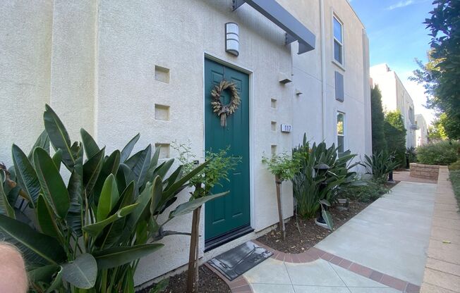 Downtown Upland Condo for Lease