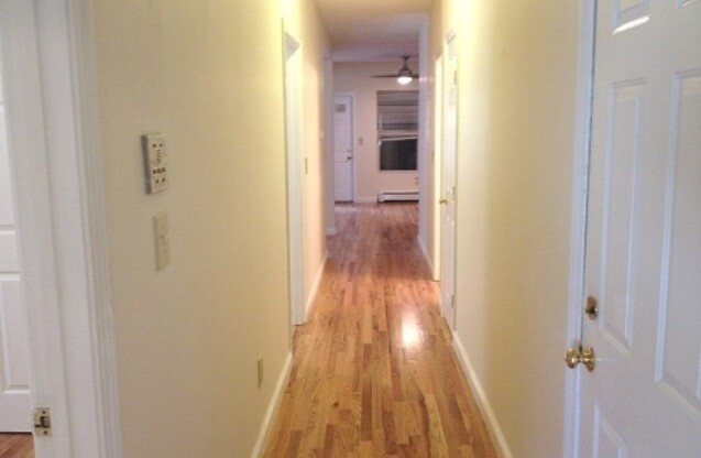 3 beds, 1 bath, 1,182 sqft, $3,500, Unit 2(1A)