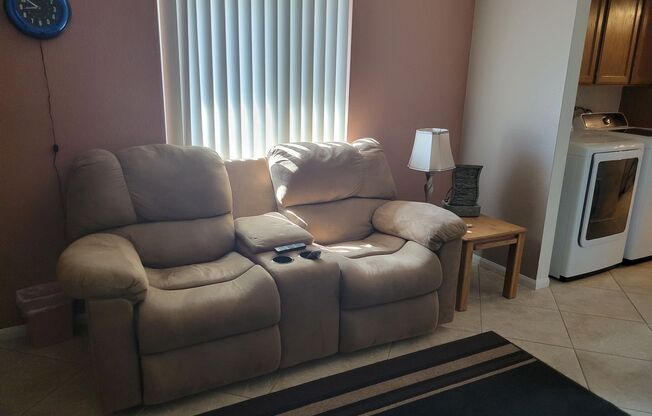 2 beds, 2 baths, $1,800