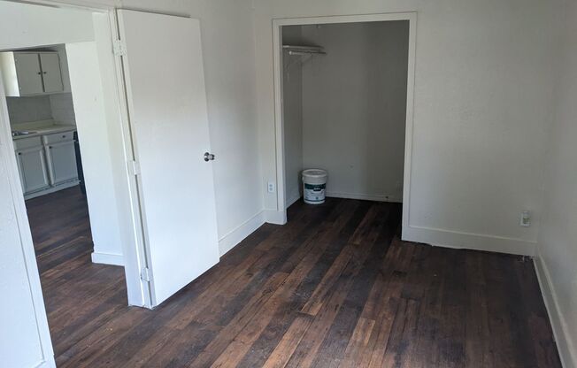 1 bed, 1 bath, $1,098