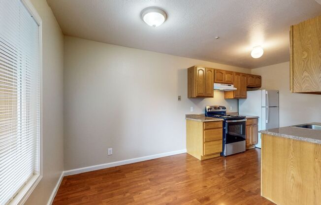 1 bed, 1 bath, 600 sqft, $1,750, Unit #12