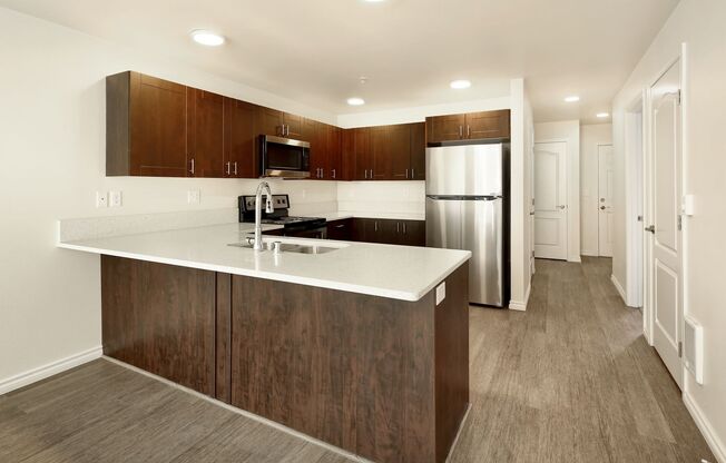 3 beds, 2 baths, 1,191 sqft, $2,100, Unit 8878-101