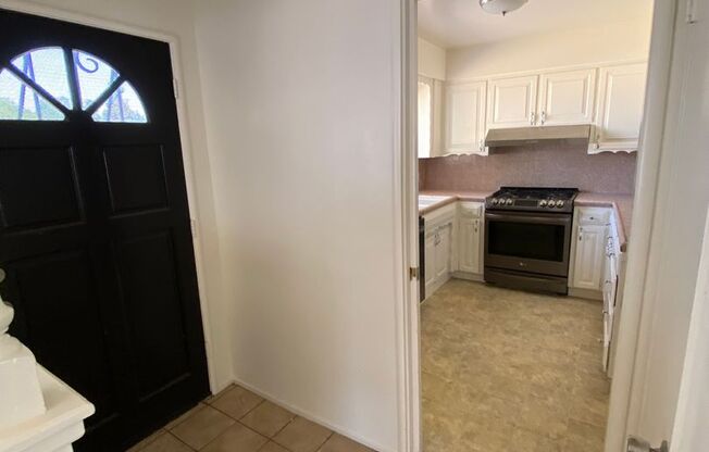 3 beds, 2 baths, $1,900