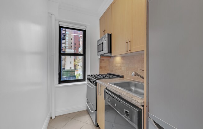 Studio, 1 bath, $4,625, Unit 6F