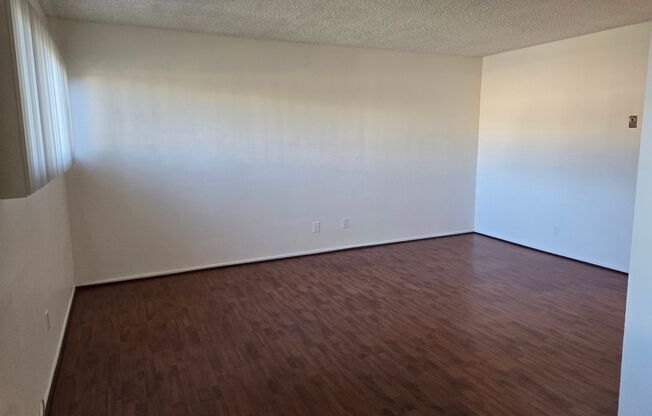 Spacious 1 Bedroom in Welcoming Apartment Complex