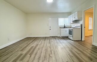 2 beds, 1 bath, 640 sqft, $1,895