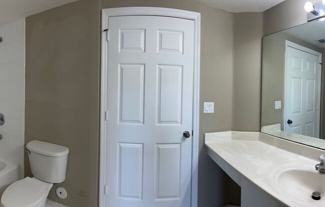 2 beds, 2 baths, 1,204 sqft, $2,097, Unit 10184-D1 - Bostonian