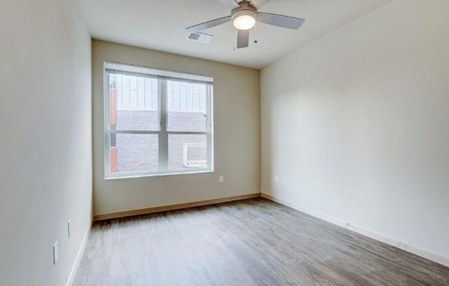 2 beds, 2 baths, 993 sqft, $2,350, Unit 415