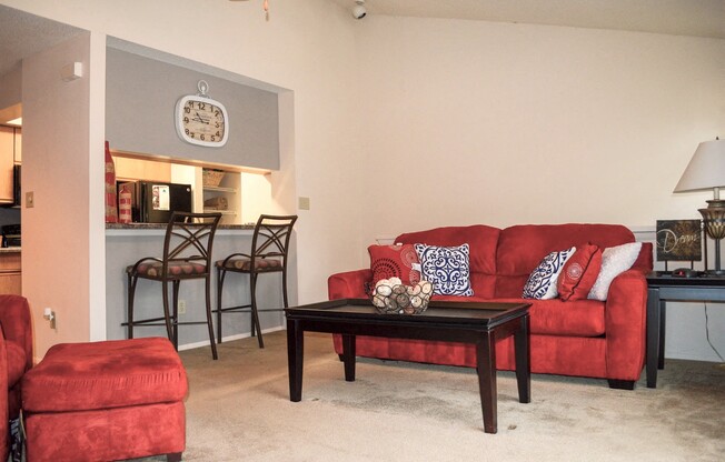 Pointe Inverness Apartments