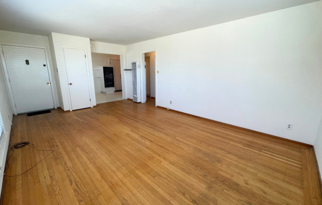 4141 Noriega #2 - 109 - LEASE ONLY