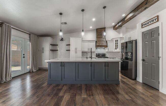 Single Story 4 Bedroom in Northwest